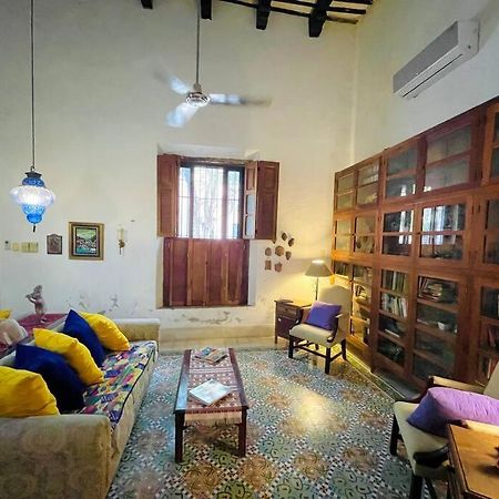 House Dzalbay Santa Lucia With Hot Tub Villa Merida Exterior photo