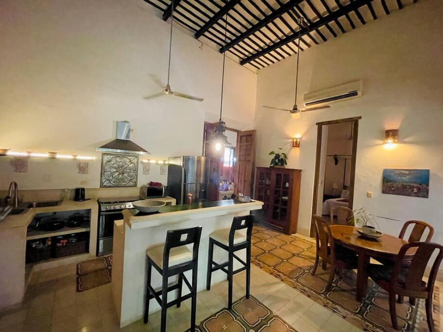 House Dzalbay Santa Lucia With Hot Tub Villa Merida Exterior photo